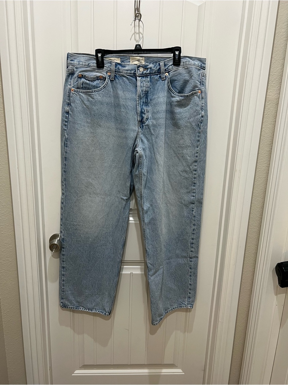 Universal Thread Light Blue 90’s Baggy Jeans